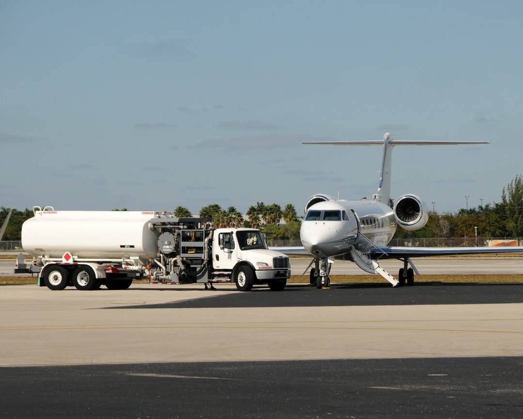 Ground Handling & Fuel Services SLVR | VVI